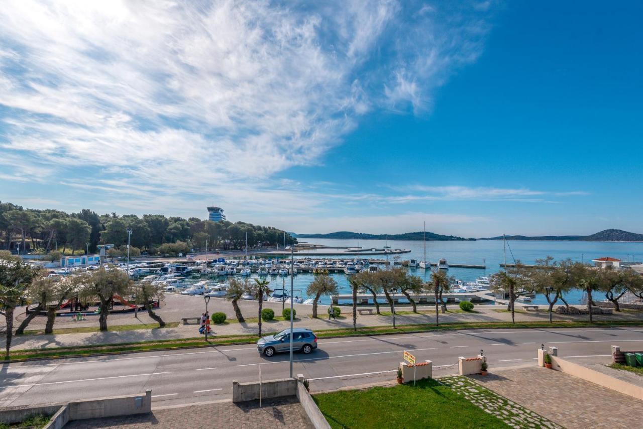 Apartment And Rooms Dalmatiko Vodice Exterior photo